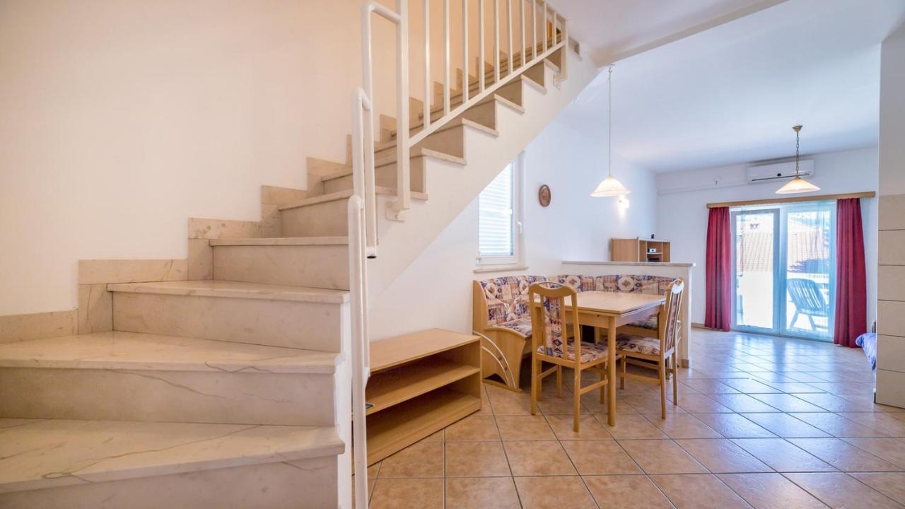 Appartement Damir & Gordana à Baška Extérieur photo